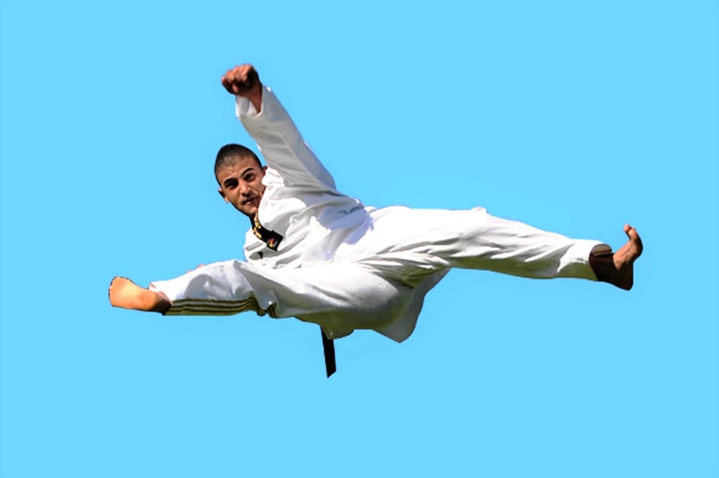 Pinnacle Taekwondo Martial Arts in penrith is a mix of Karate, Kung Fu, Taekwondo and Martial Arts Self Defence